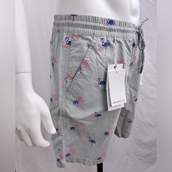 DENIM & FLOWER, RICKY SINGH, GREY WITH FLAMINGO & PALM TREES IN US FLAG, SIZE 32 - Picture 4 of 16